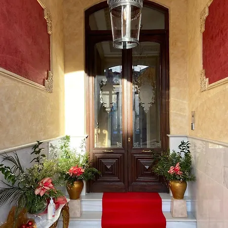 Casablanca Boutique Отель Линарес